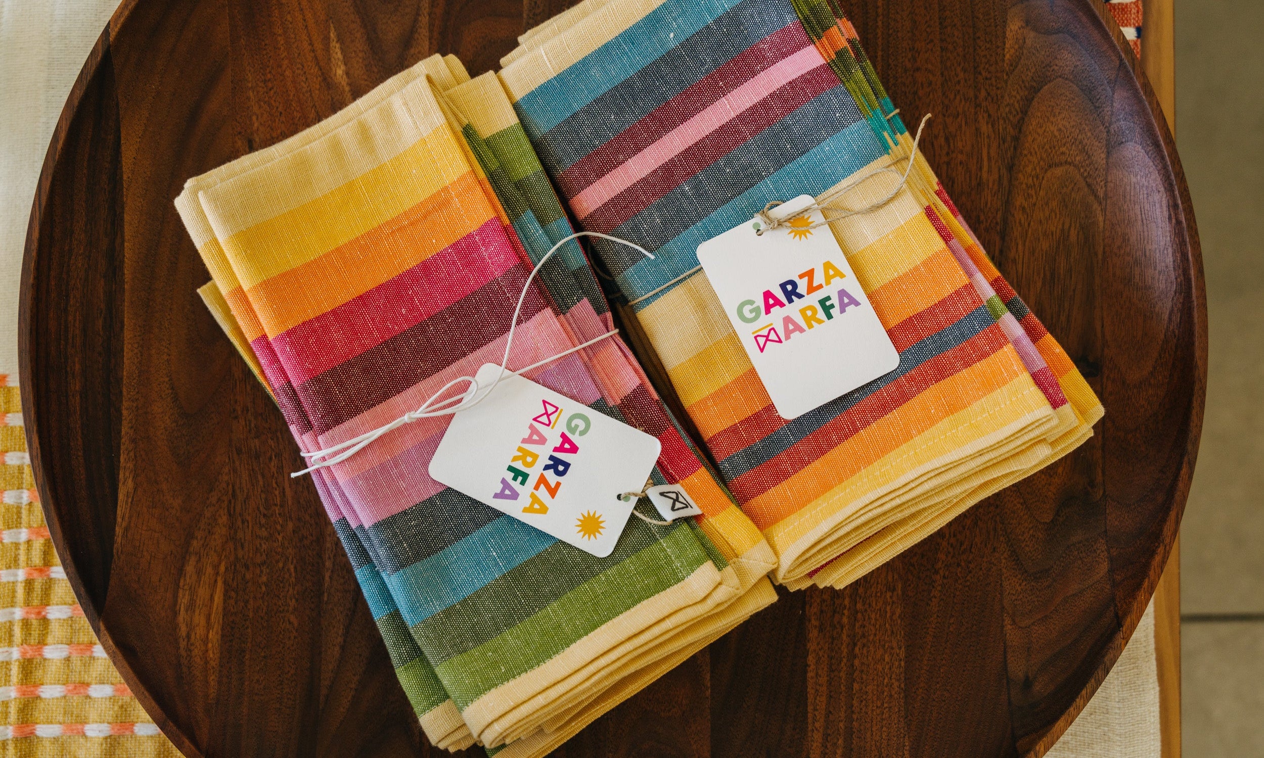 Kitchen Towels & Linens