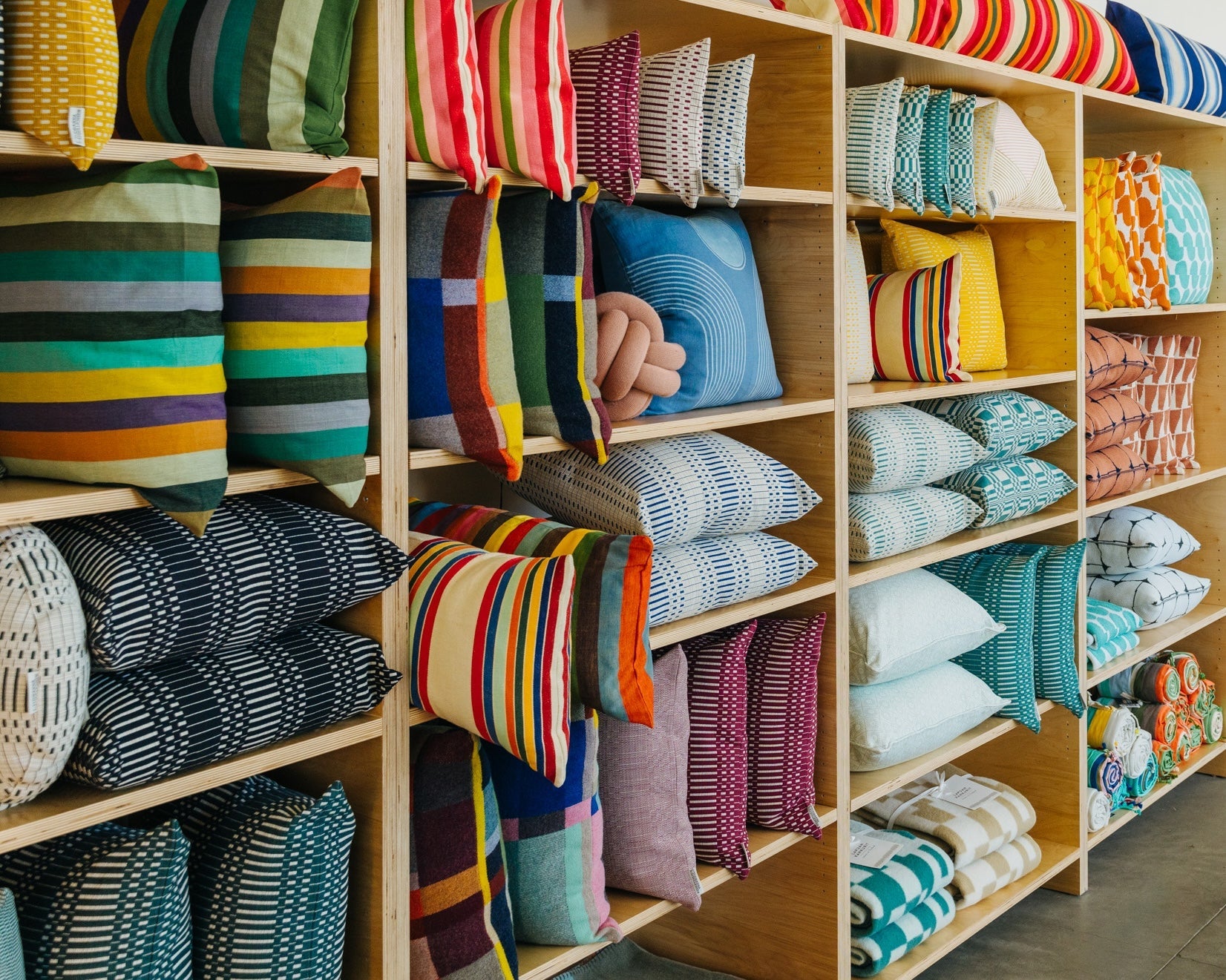 Outdoor Pillows & Towels