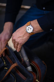 1564 Chronodate Automatic, Steel / Off White
