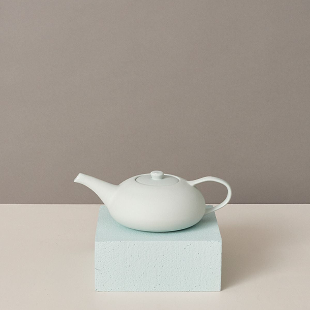 Mud Australia Teapot 2-Cup - lifestyle