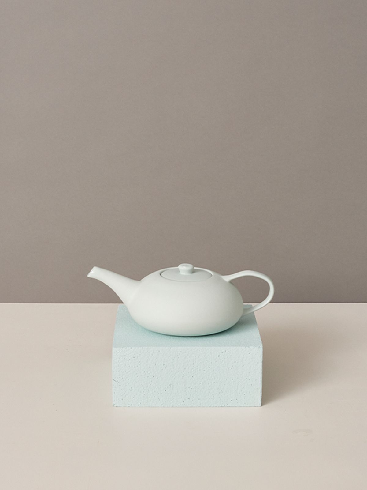 Mud Australia Teapot 2-Cup - lifestyle