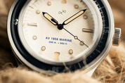 1956 Marine Navy & Off White, dial and bezel detail