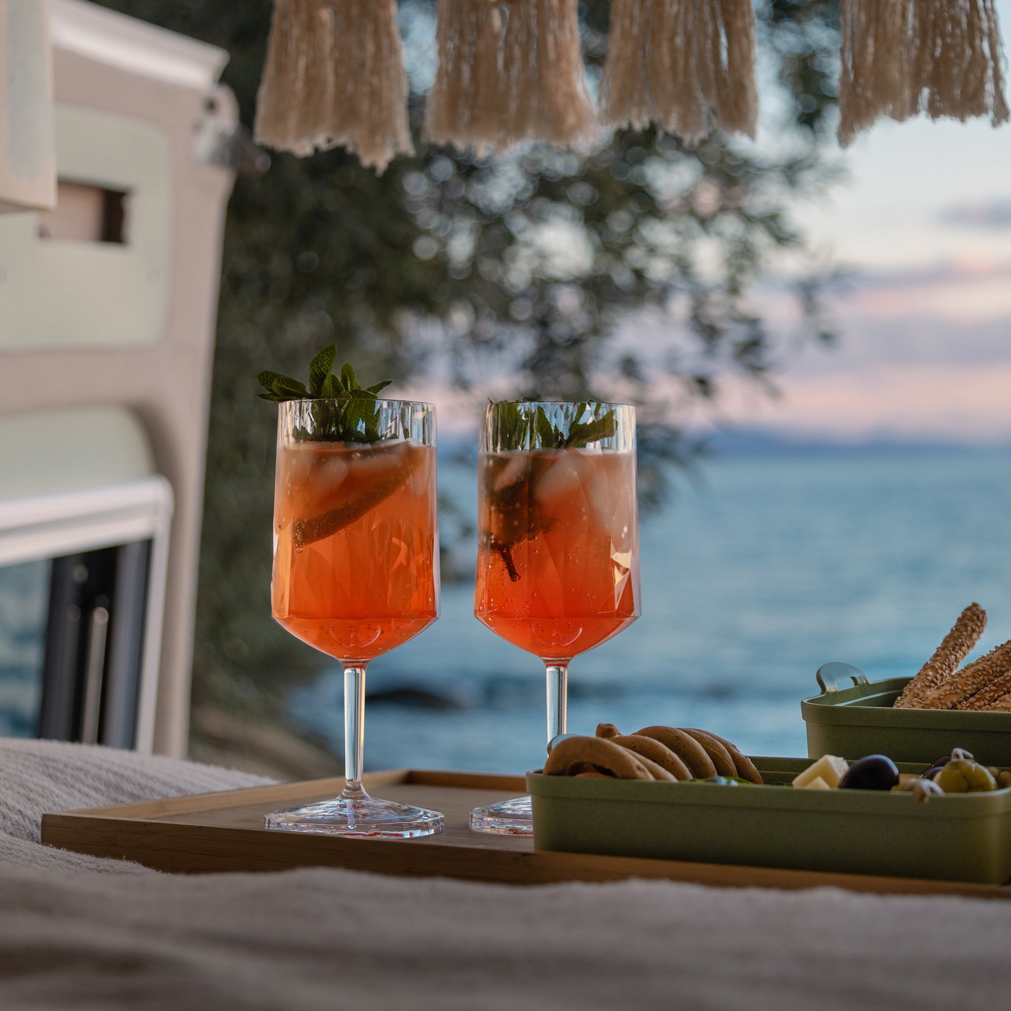 koziol Superglas CLUB No. 4 cocktail glass, lifestyle