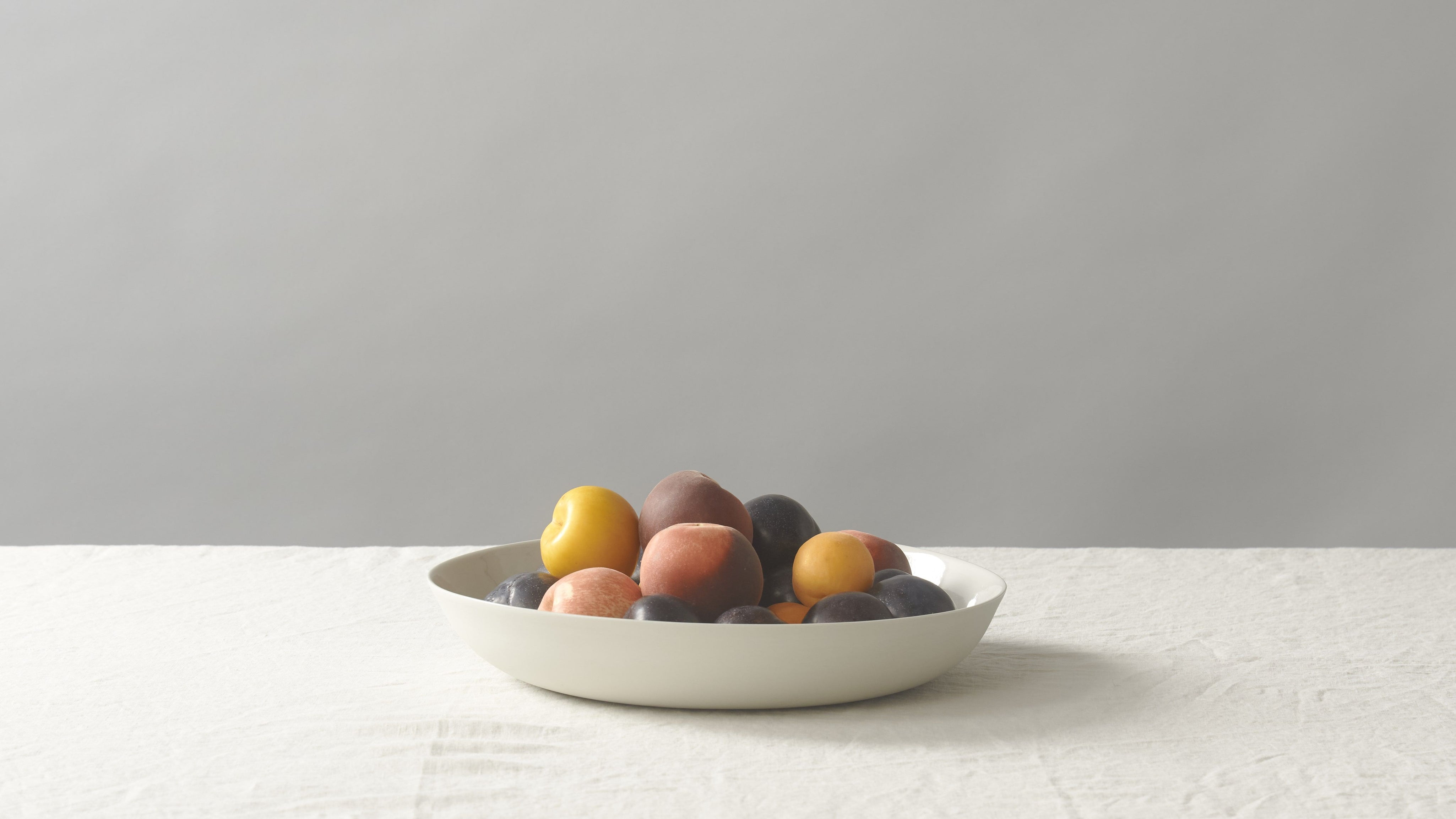 Pebble Bowl Large lifestyle