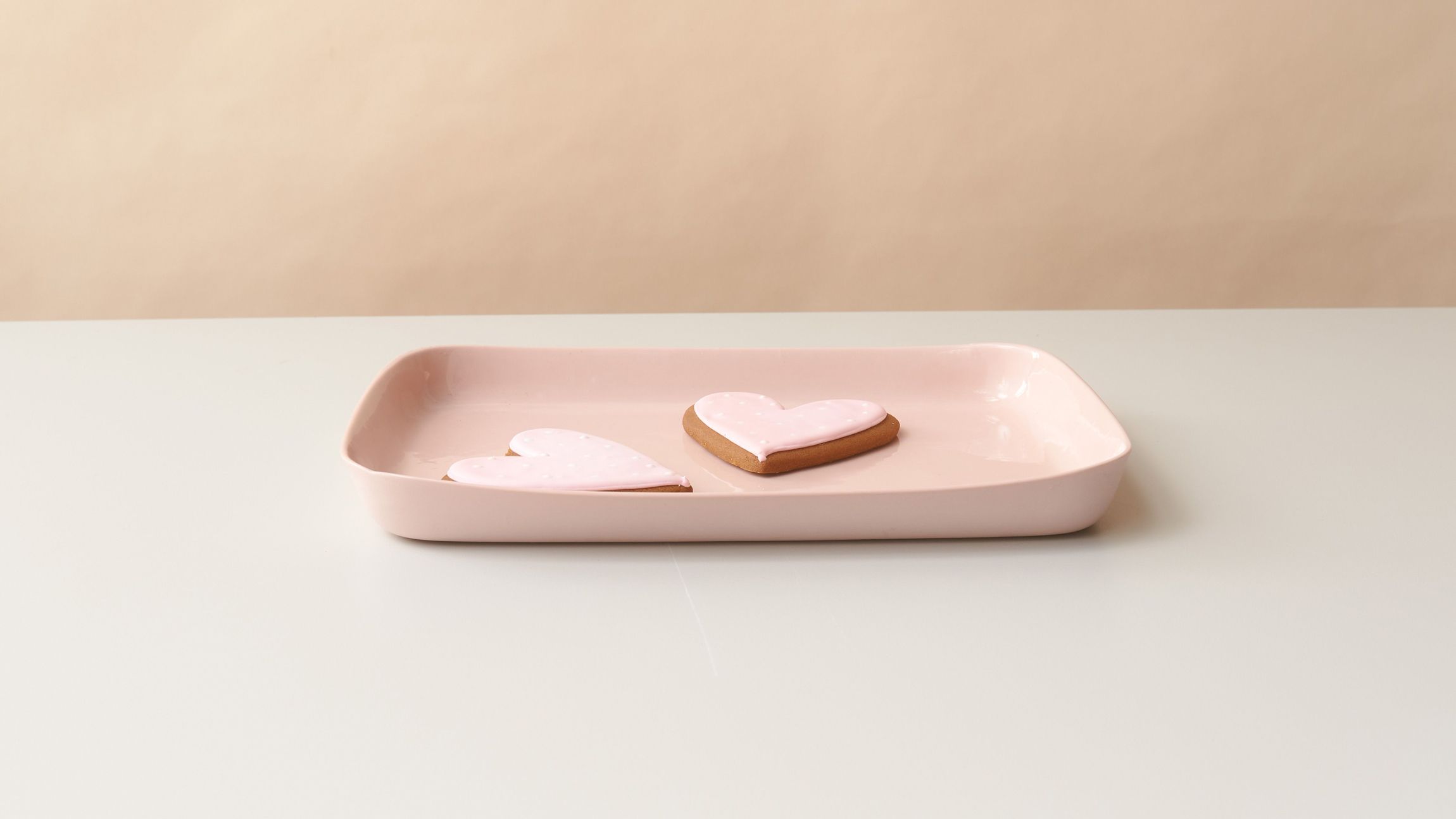 Slice Tray lifestyle