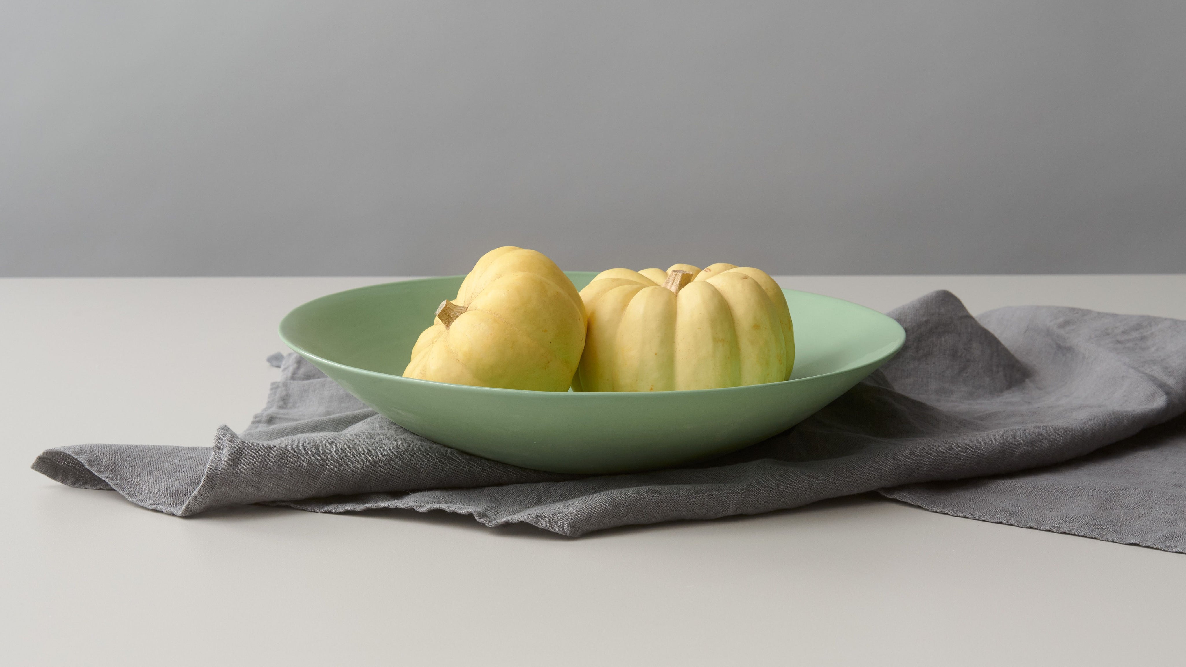 Nest Bowl Medium lifestyle
