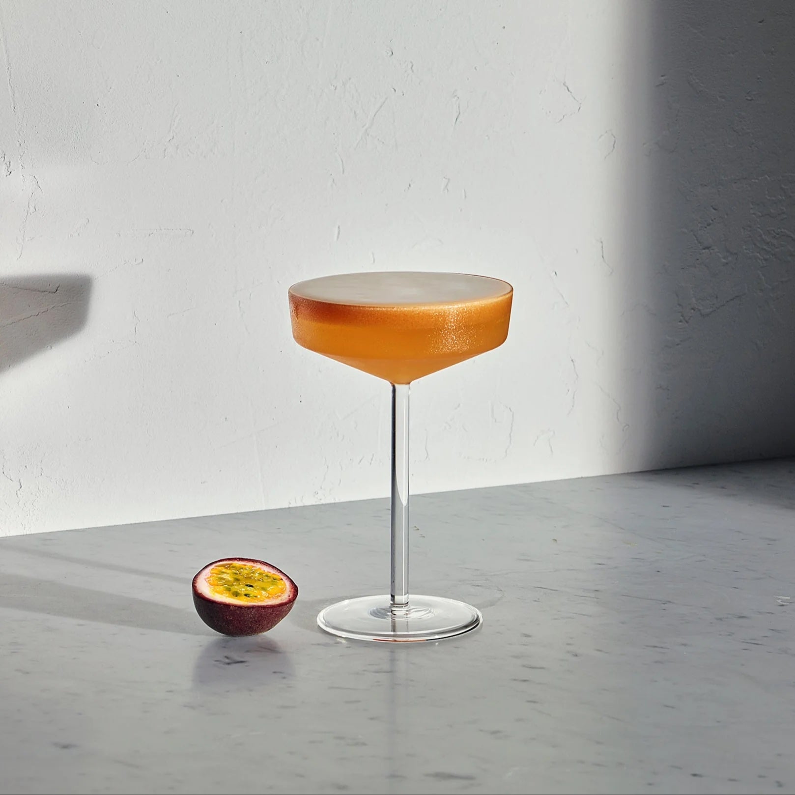Aaron Probyn Juniper Coupe Glasses - Thumbnail 4