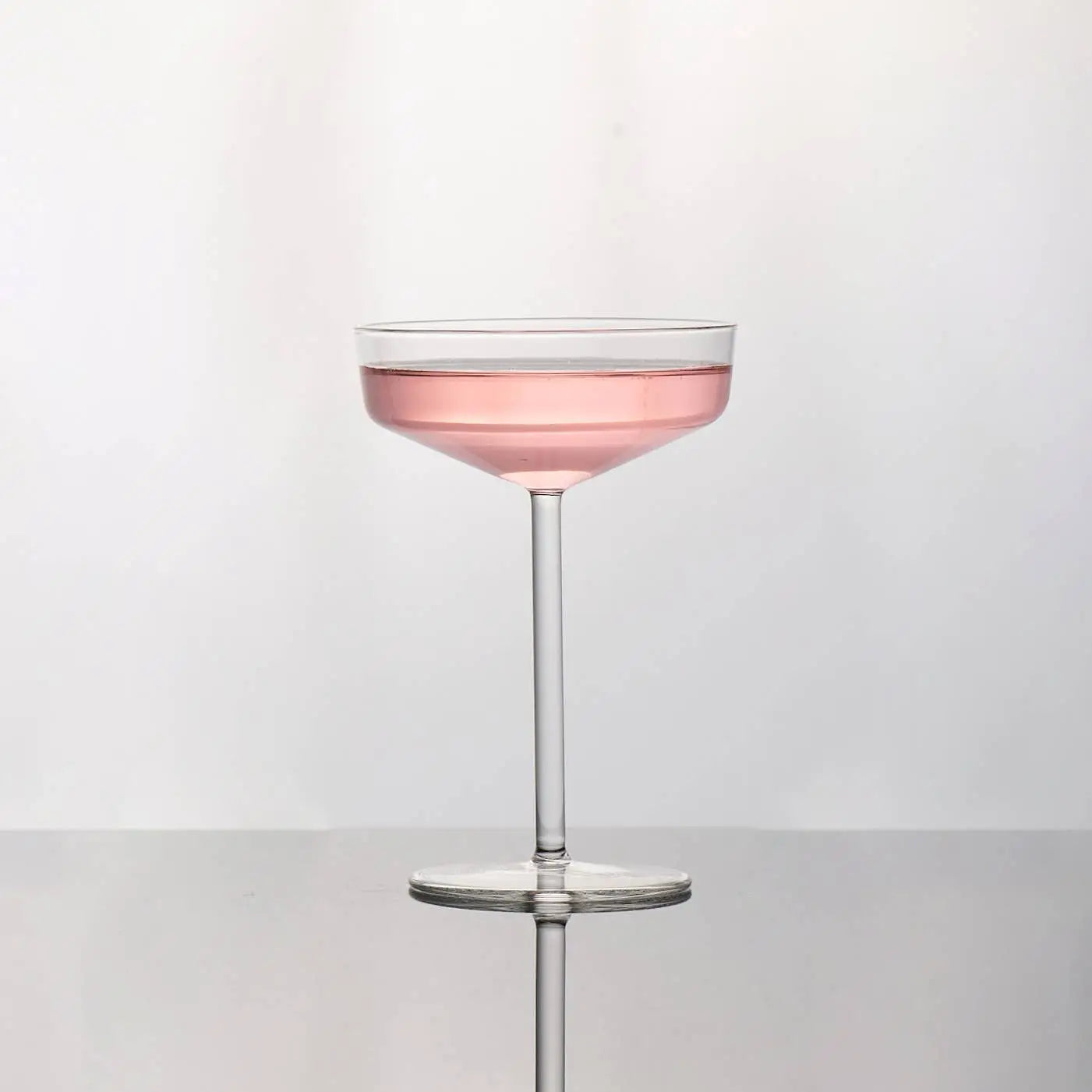 Aaron_Probyn_Juniper_Coupe_Glass_2.webp