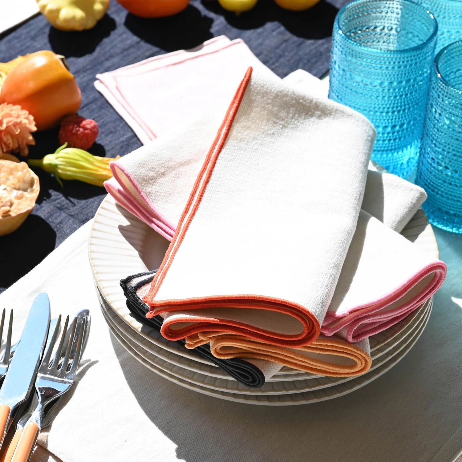 AtelierSaucier-RainbowBurlapNapkins2.webp