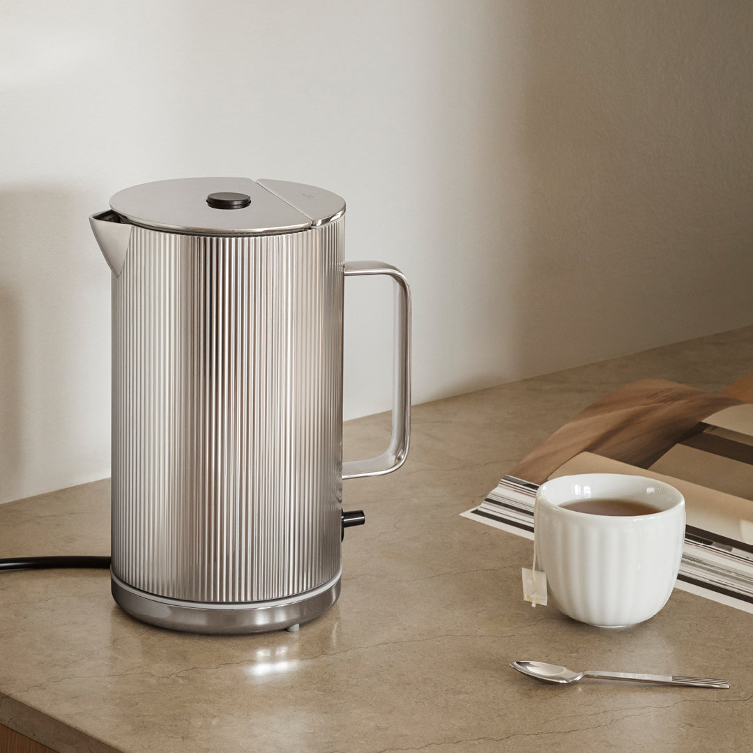 GeorgJensen_BernadotteKettle.jpg