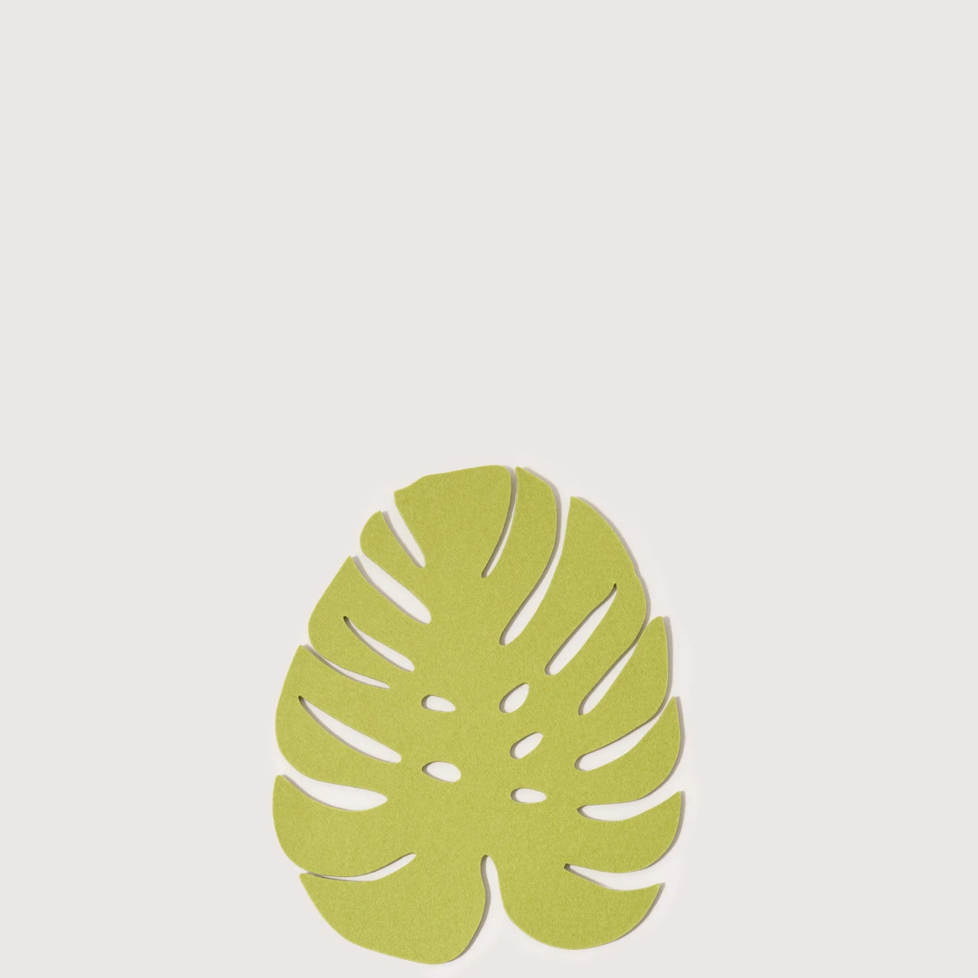 Graf_Lantz_Monstera_Trivet_Large_Pistachio_1.webp