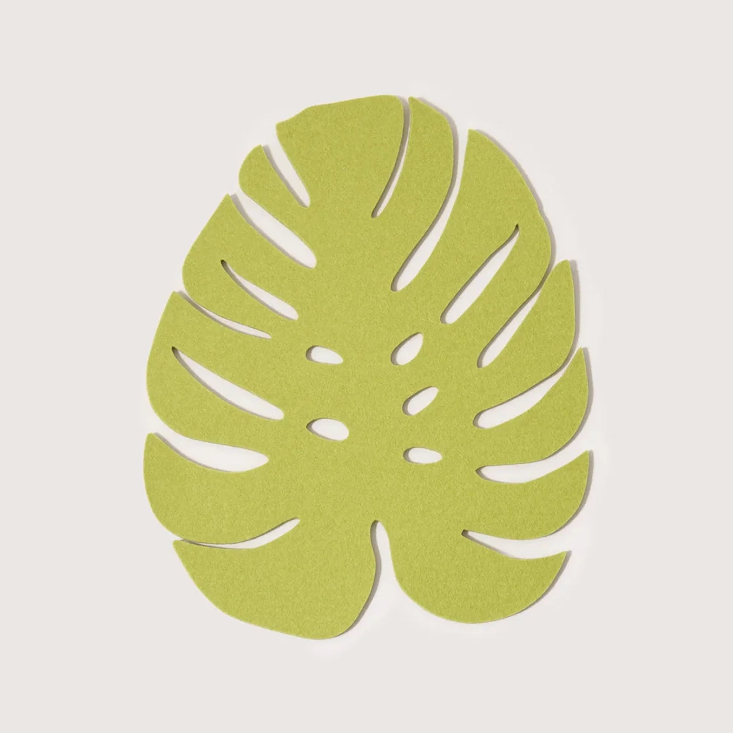 Graf_Lantz_Monstera_Trivet_Large_Pistachio_1_2500.webp