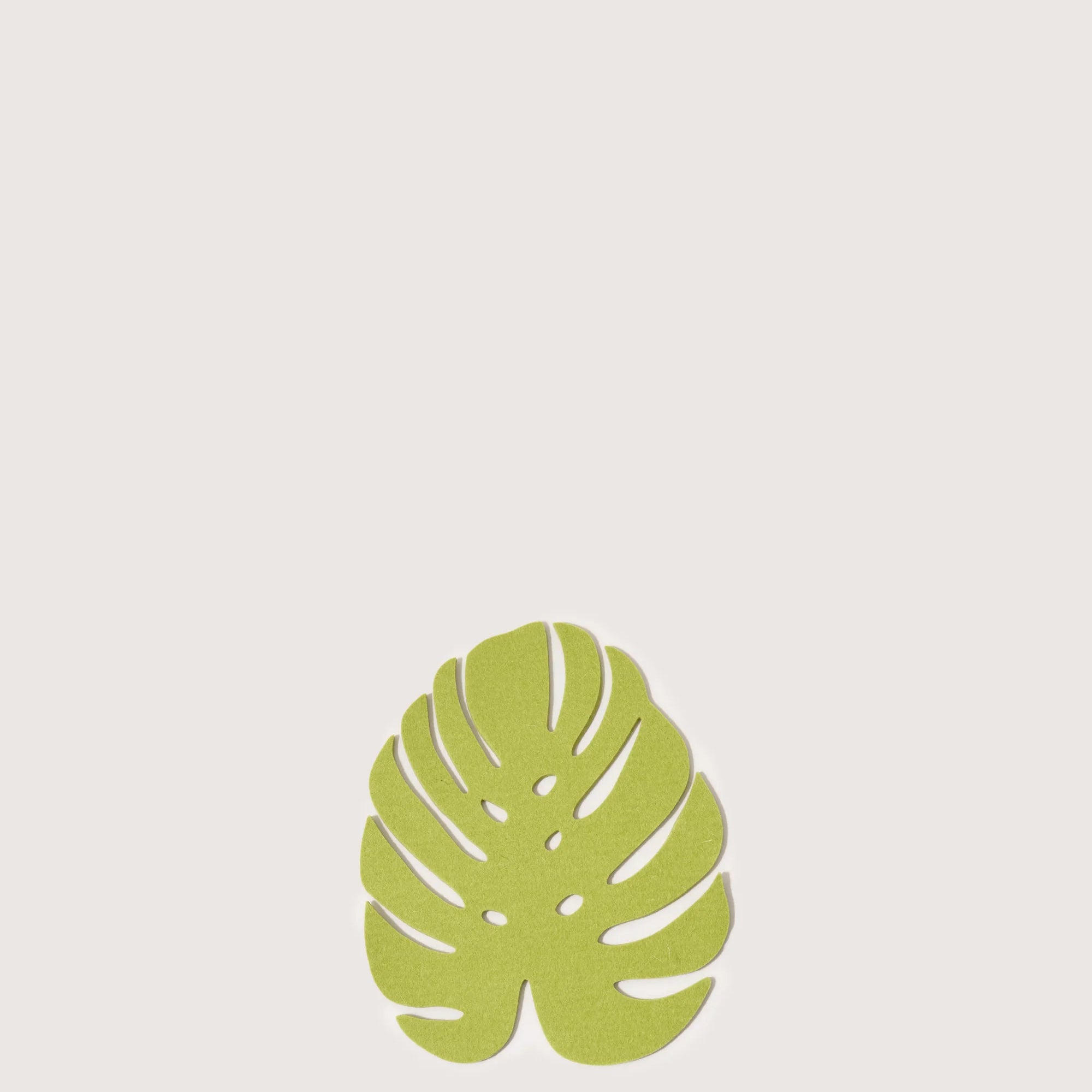 Graf_Lantz_Monstera_Trivet_Medium_Pistachio_1_24c42e63-a512-40e8-854c-7c44097ad08e.webp