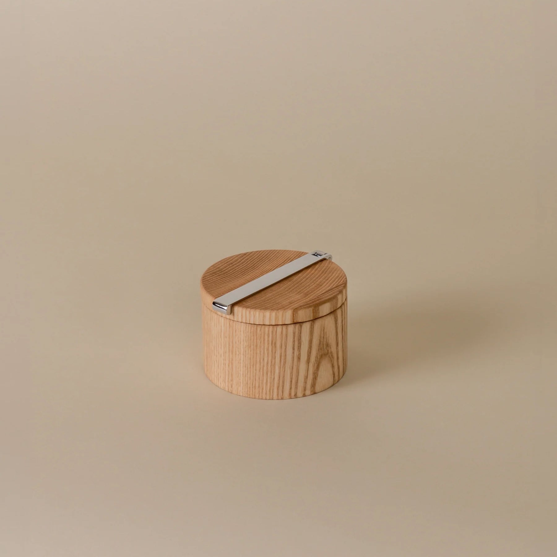 Holcomb_StashSaltCellar_1_f060c8e3-3bef-434d-b169-9daa7147732c.jpg