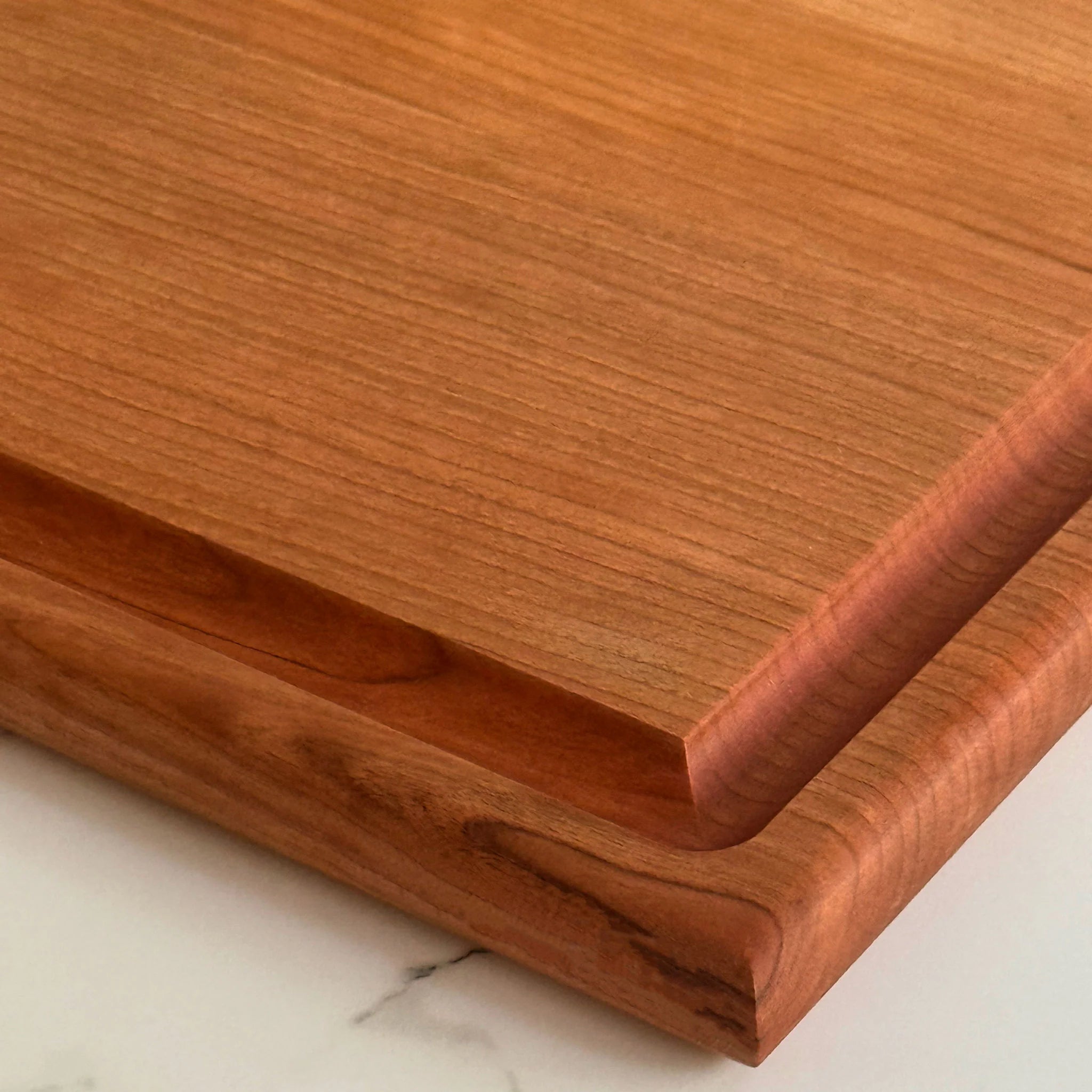 KHEMStudios_ReversibleBoard_Cherry_2.webp