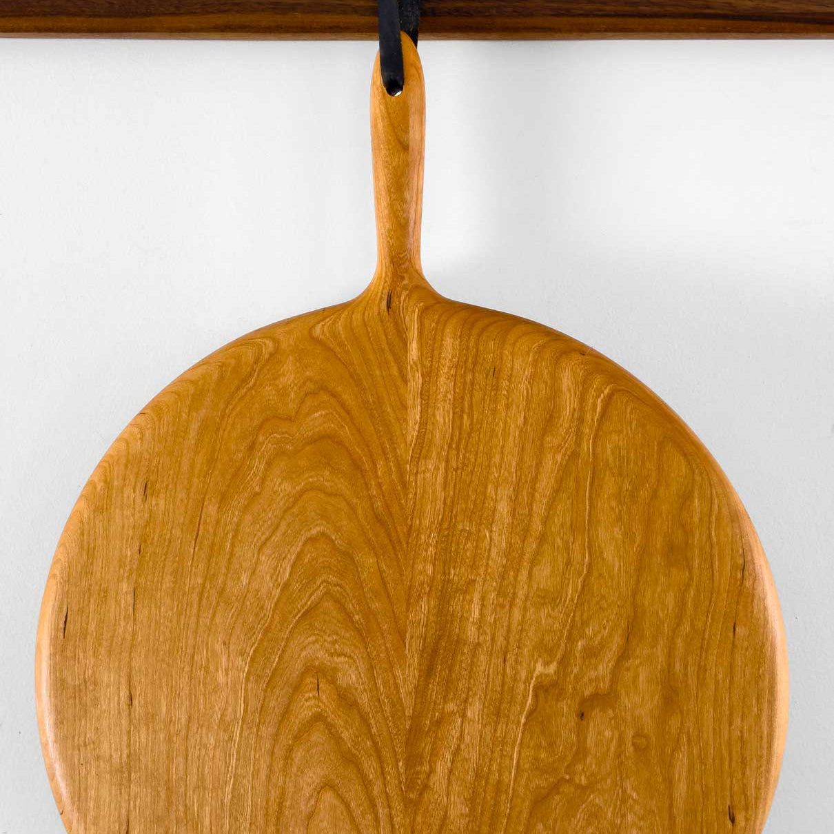 KHEMStudios_RoundBoard_Cherry_2.jpg