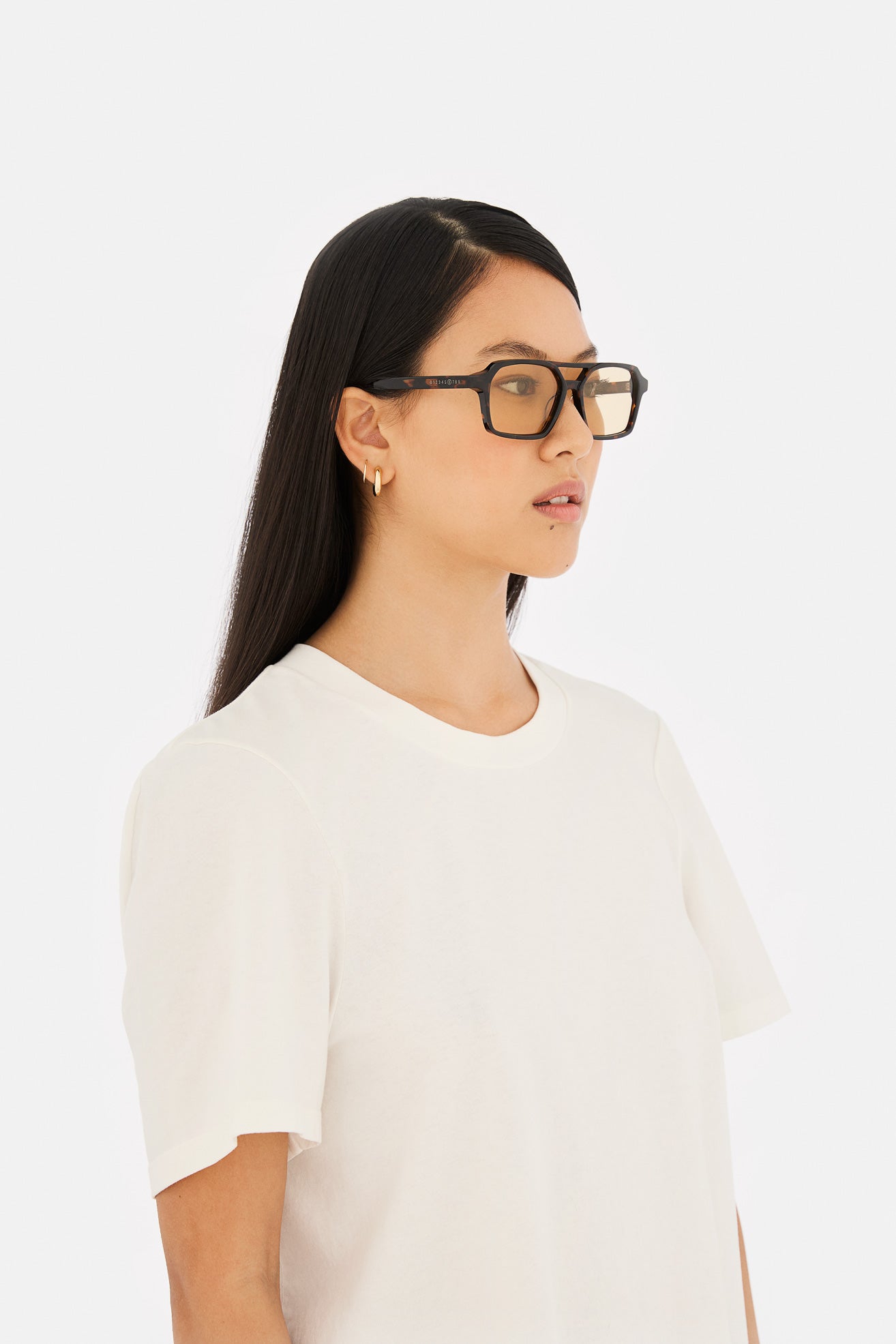 Model wearing Lunettes 7 in Havana, second view