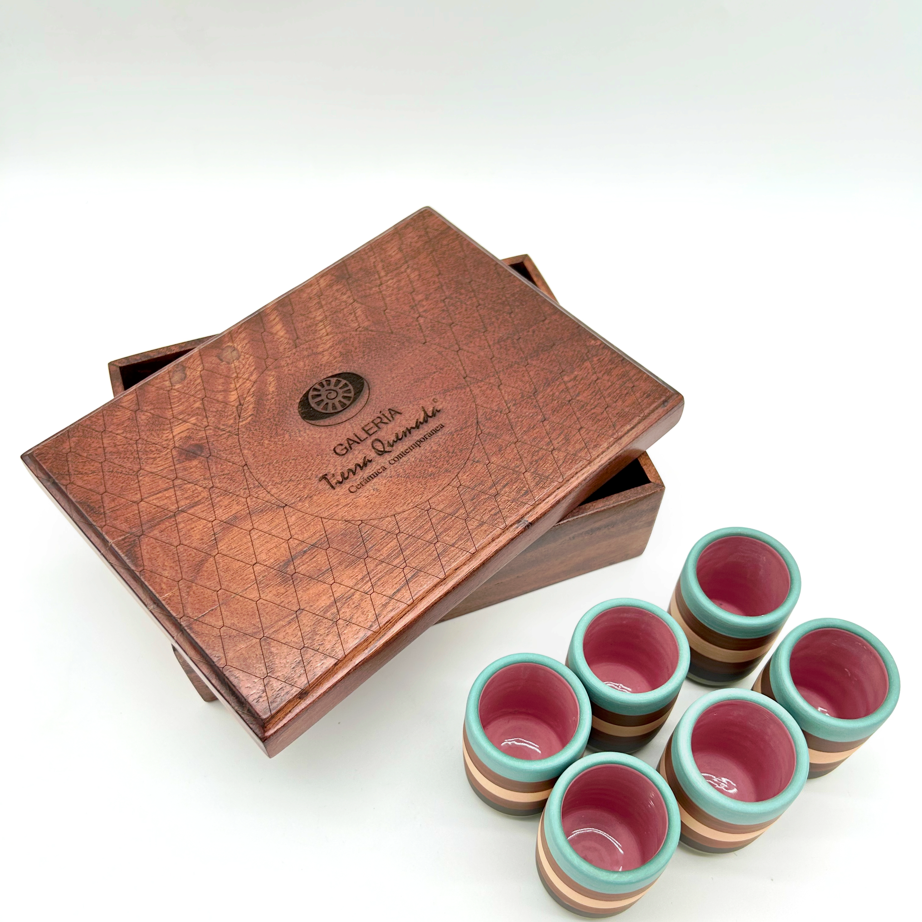 Mezcal_Tasting_Gift_Box_second_shot_stripes_w_mauve_interior.png