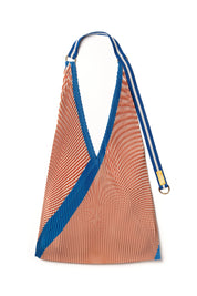Pleated Y-Bag