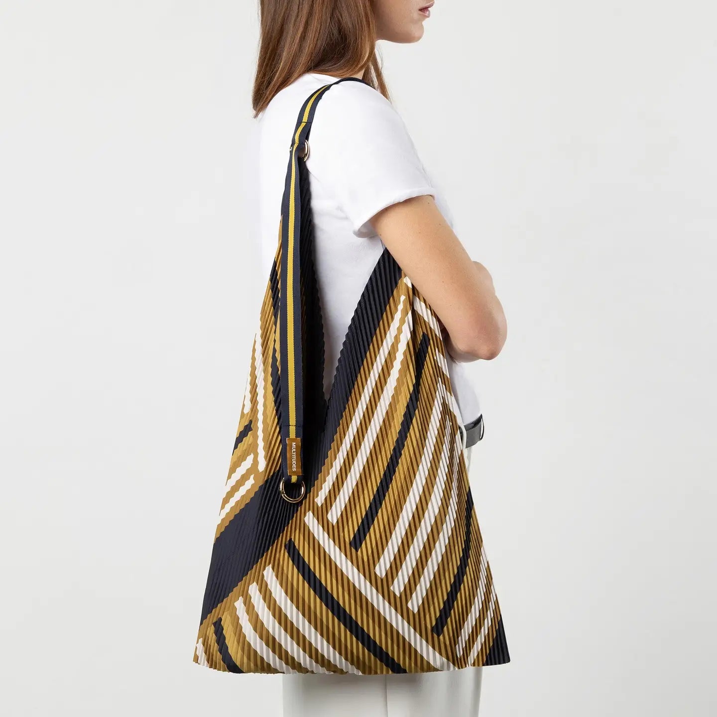 Multitudes_Y_Bag_Grace_2.webp