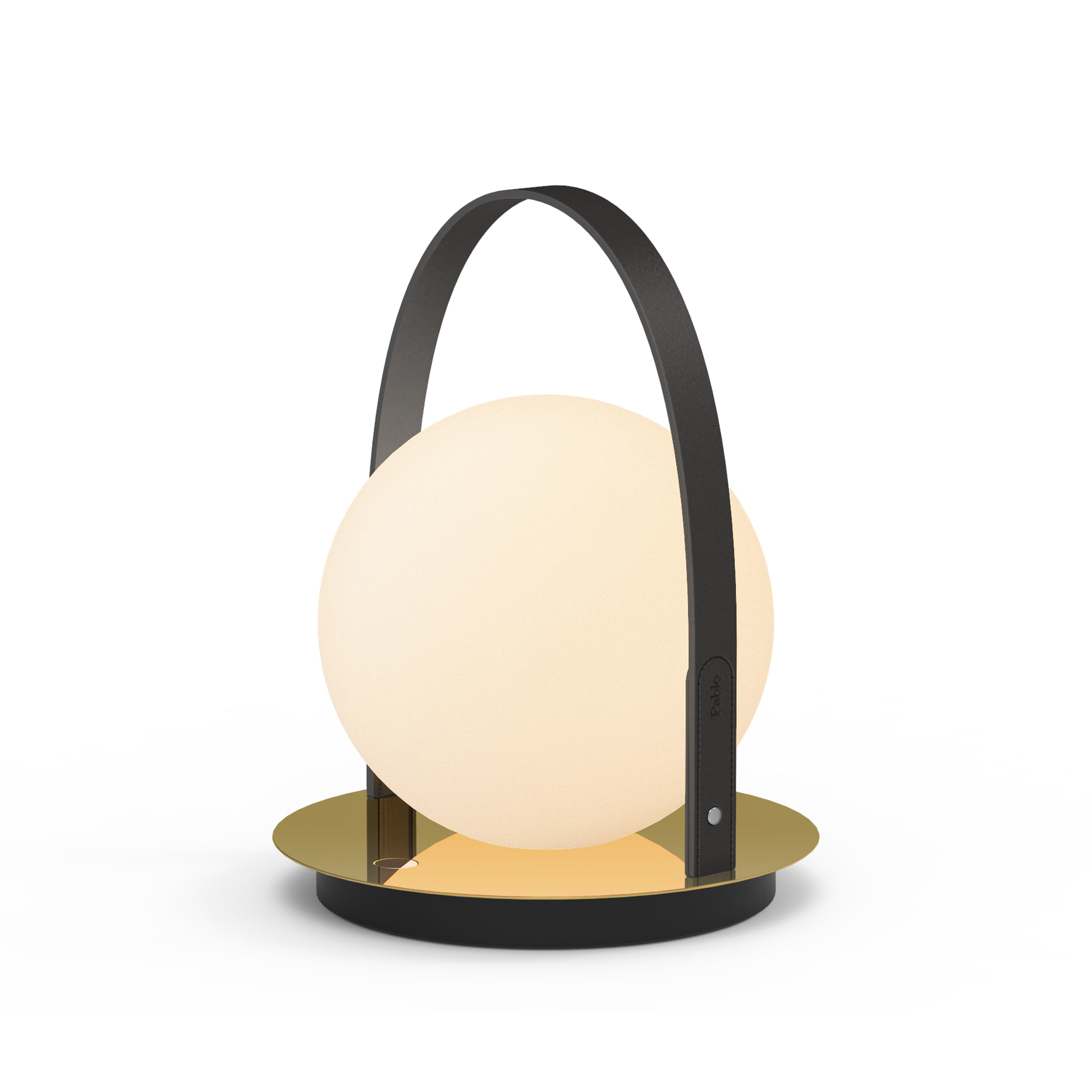 Pablo_BolaBlack_Brass_1.jpg