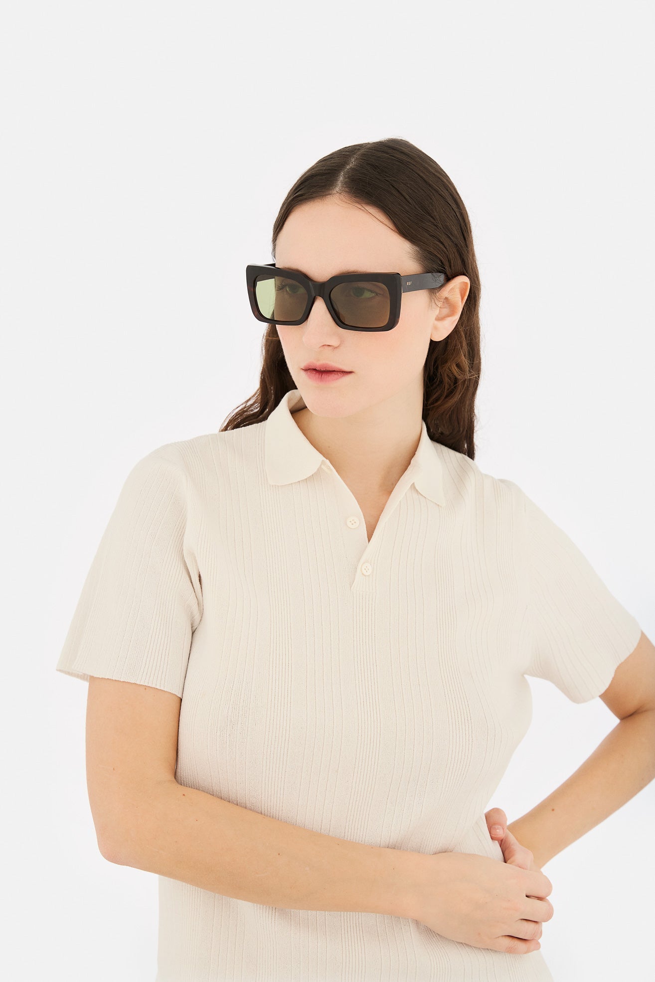 Model wearing Senta in Havana, side view