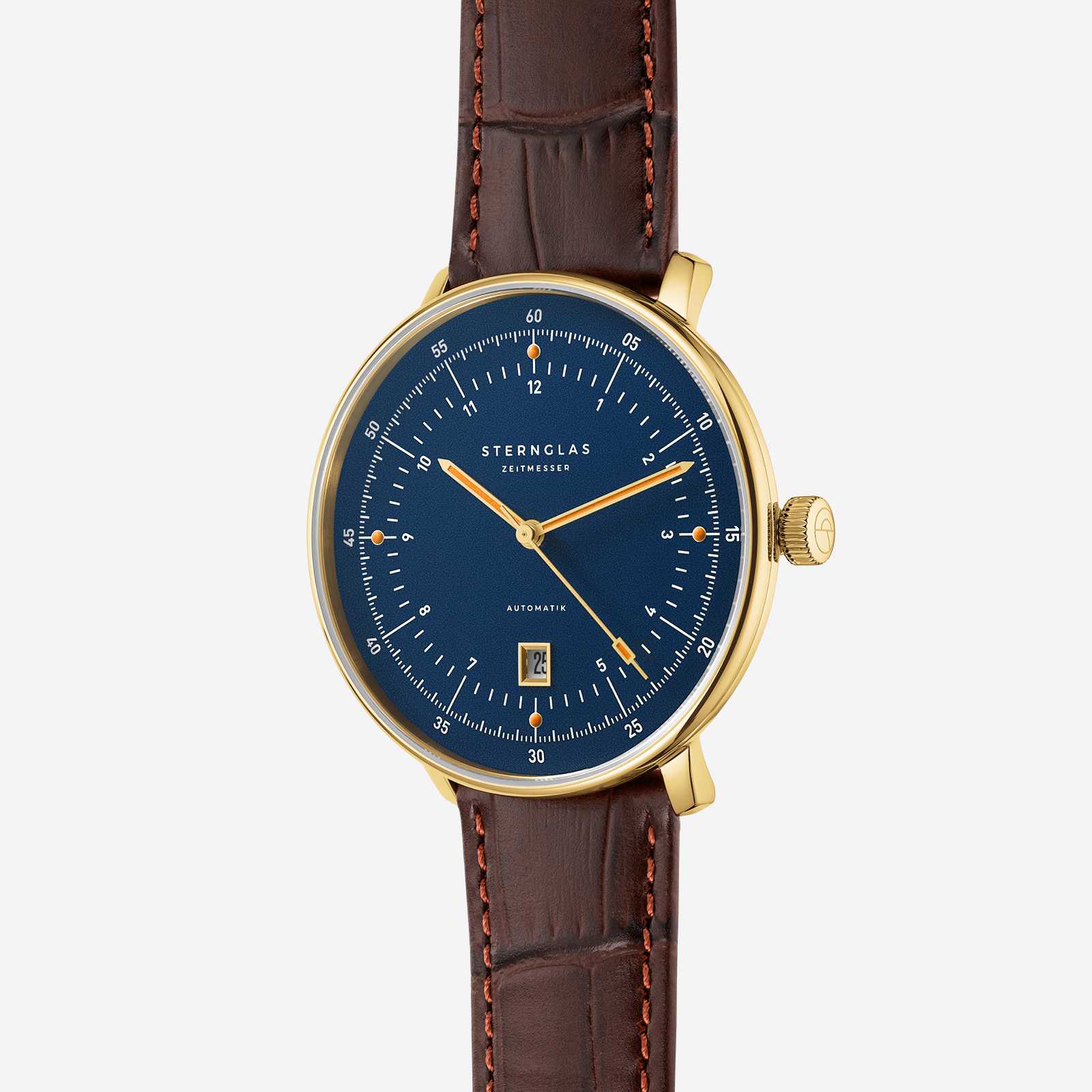 Hamburg Automatic Edition Marine shown at a 45 degree angle