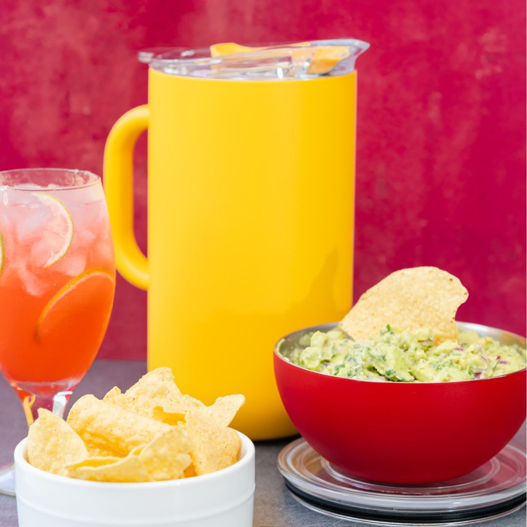 Served_InsulatedPitcher_Saffron_3.jpg