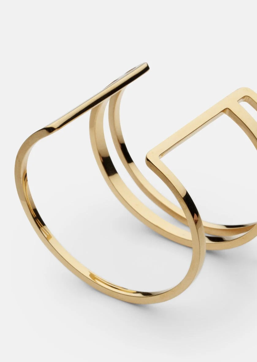 Apart Cuff