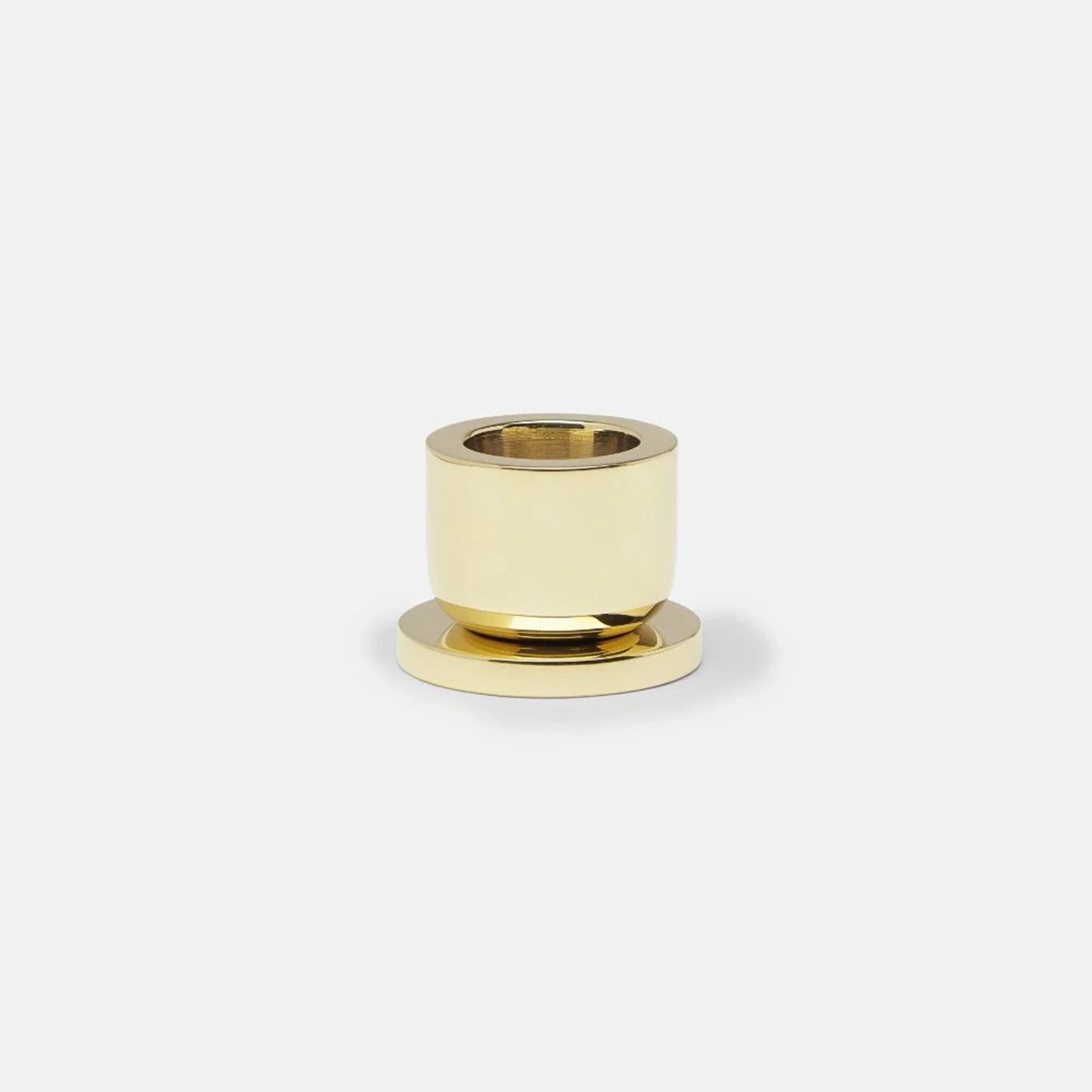 Skultuna_Bijou_Candleholder_Brass_1_2500.webp