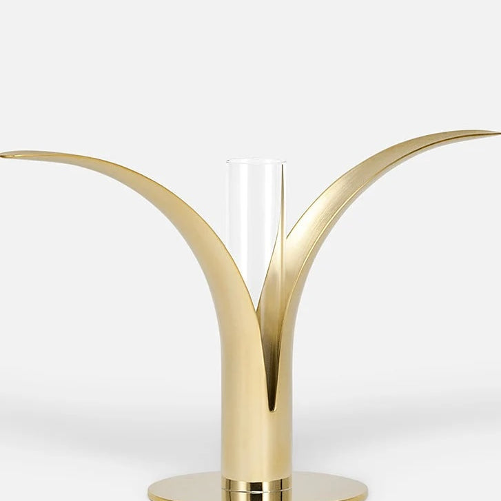 Skultuna_LilyCandleholderVase_1.jpg