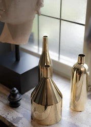 Via Fondazza Vase