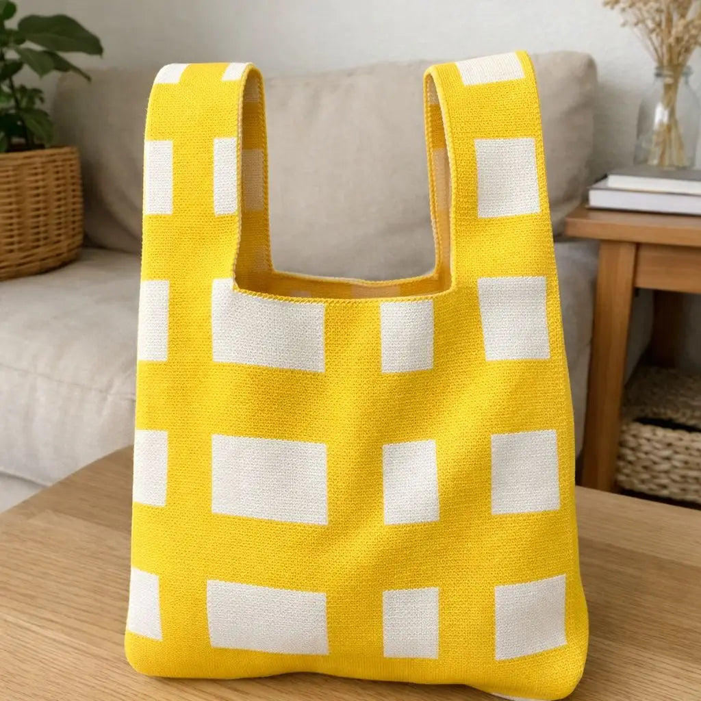 TOKEII_SunnyGridKnittedBag_2.webp