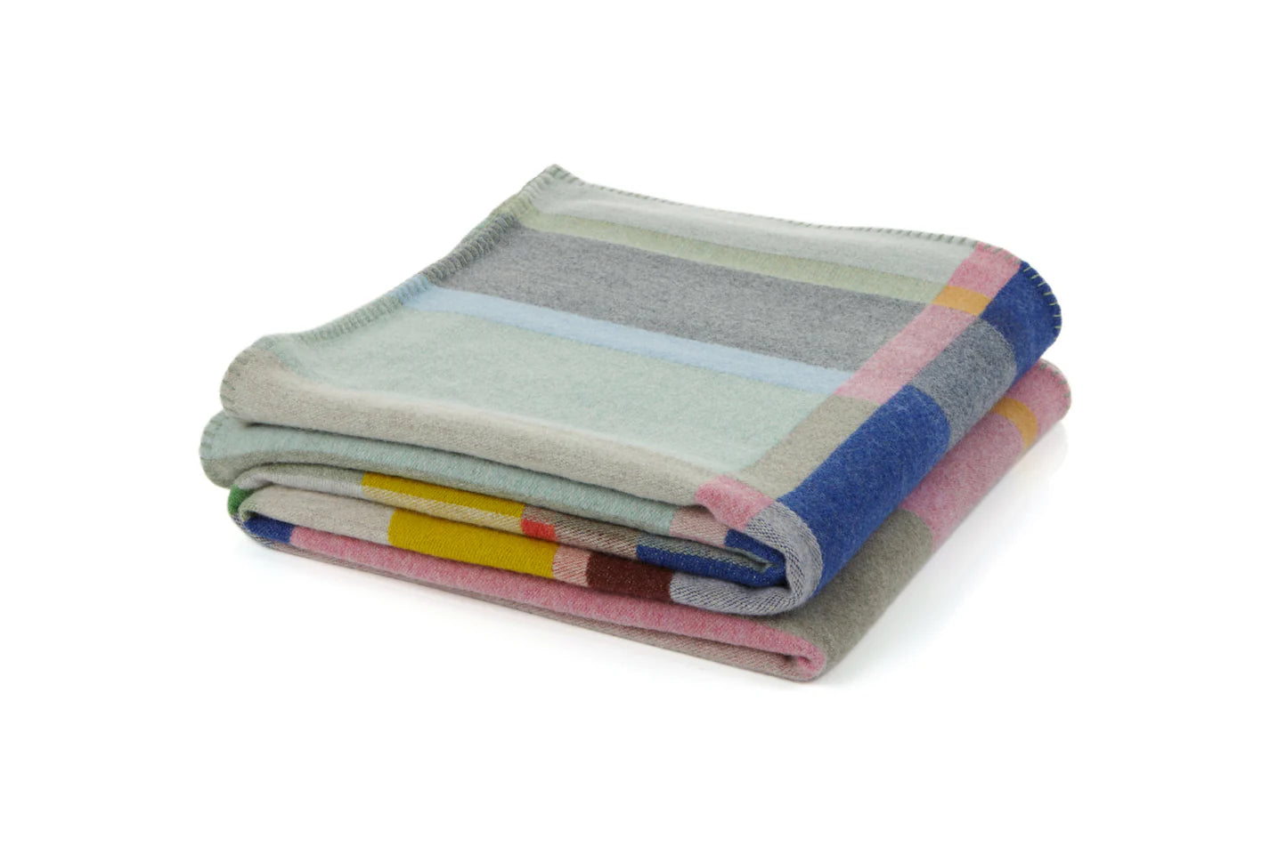 WallaceSewell_LloydThrow_1.webp