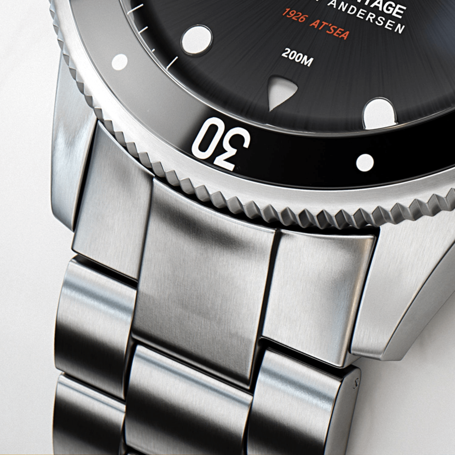3-Link Classic bracelet by AV86, brushed stainless steel, detail view
