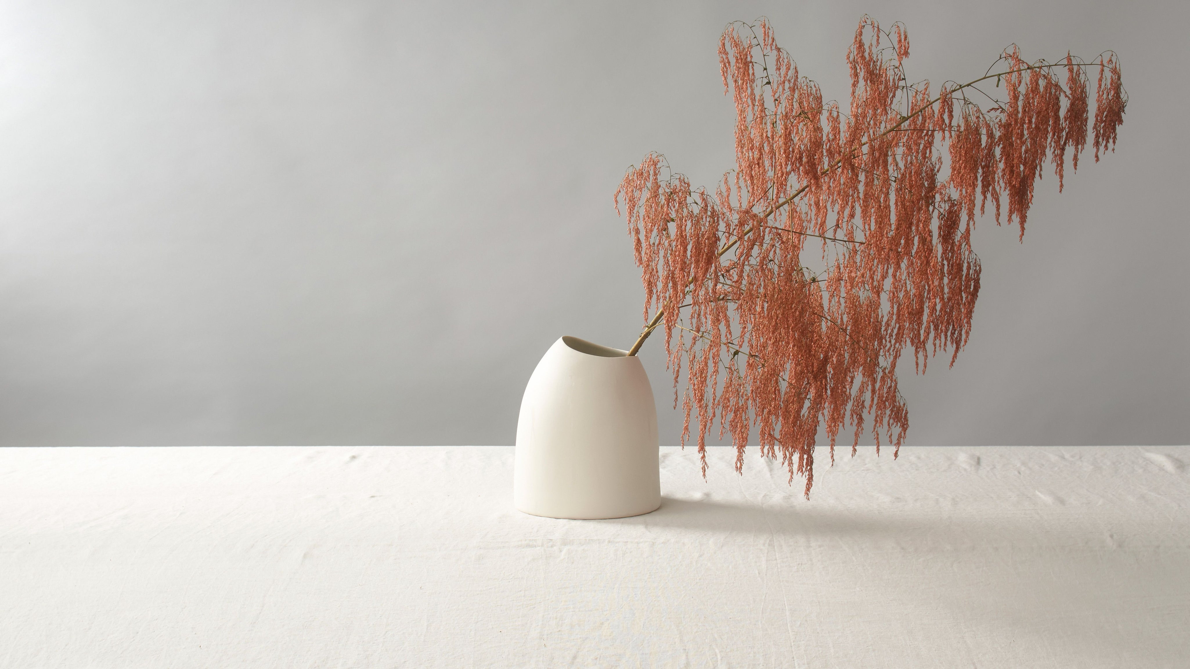 Hive Vase Large lifestyle